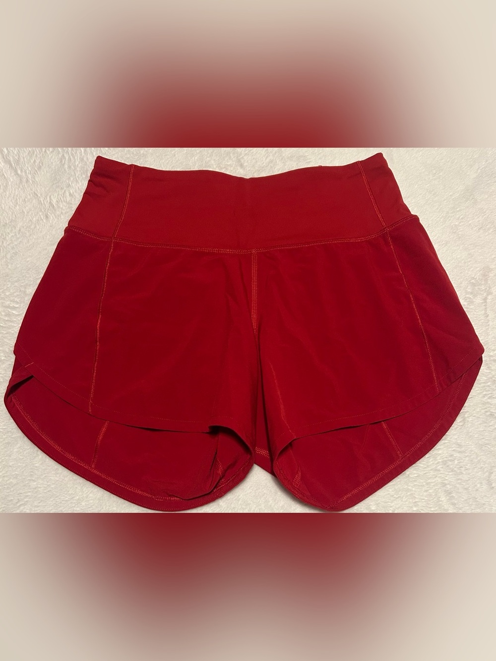 Lululemon Speed Up HR shorts - Bright Red - size 0 - 4”inseam